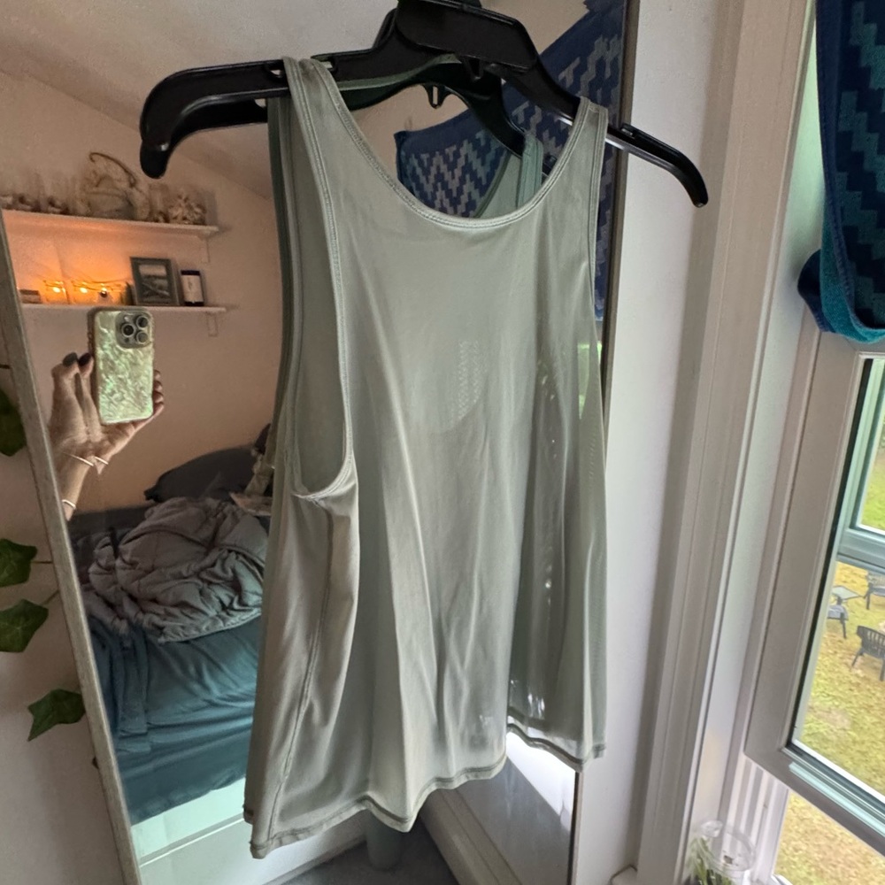 Lululemon Mesh Tank